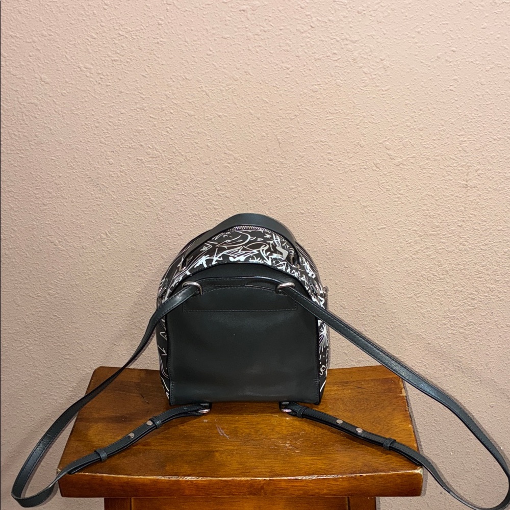 Michael Kors Urban Black and White convertible Backpack/ top handbag/crossbody/ - Picture 3 of 16